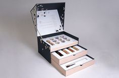 如何選擇合適的廠家定做禮品盒包裝？